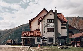 Pensiunea Fântâniţa Haiducului